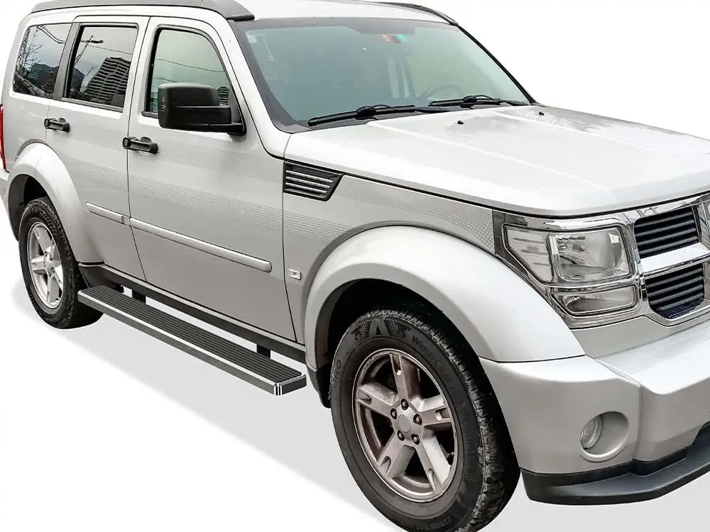 لوحات الجري مقاس 6 بوصات متوافقة مع دودج نيترو 2007-2012 304 من الفولاذ المقاوم للصدأ (قضبان جانبية للخطوات الجانبية)