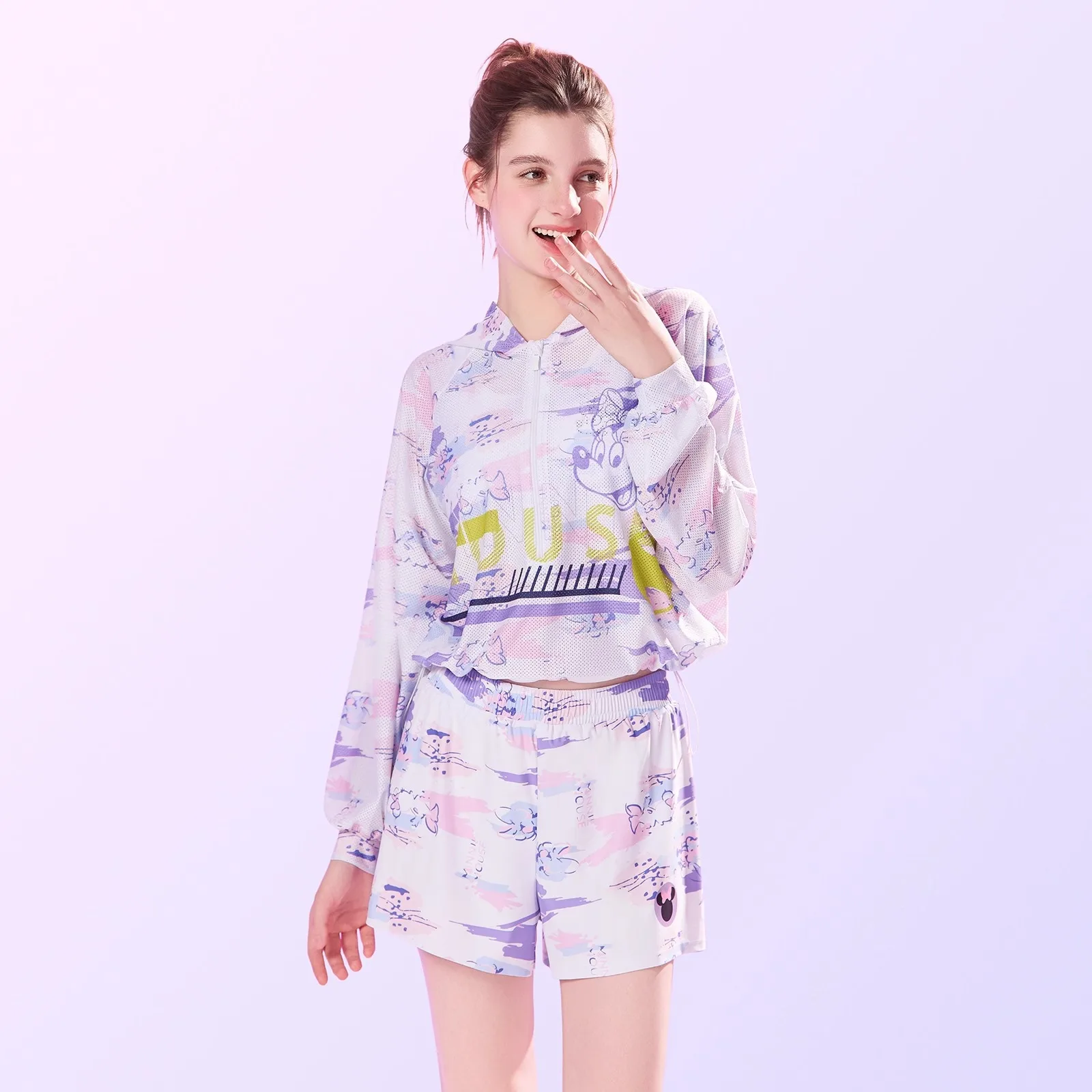 Disney maiô feminino 2025 nova beira-mar férias blusa de três peças divisão protetor solar praia maiô feminino