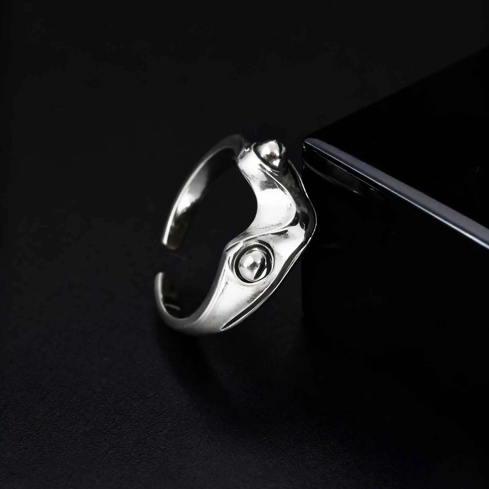 Fashion Retro Gothic Metal Frog Ring For Men Women, Vintage Silver Color Adjustable Open Ring, Hip Hop Party Jewelry Gift view 3