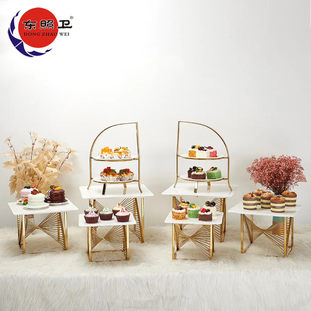 Modern Decorative Golden Metal Cake Stand  Dessert Rack Catering Square Spiral Line Food Sweets Display Rack Cake Stand 1pcs