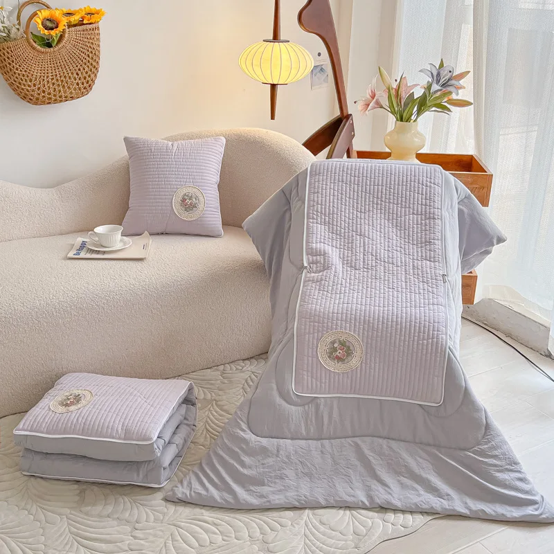 Новая корейская версия стеганого хлопка двойного назначения с вышивкой, монтируемая в автомобиле офисная подушка для сна, диванная подушка, одеяло