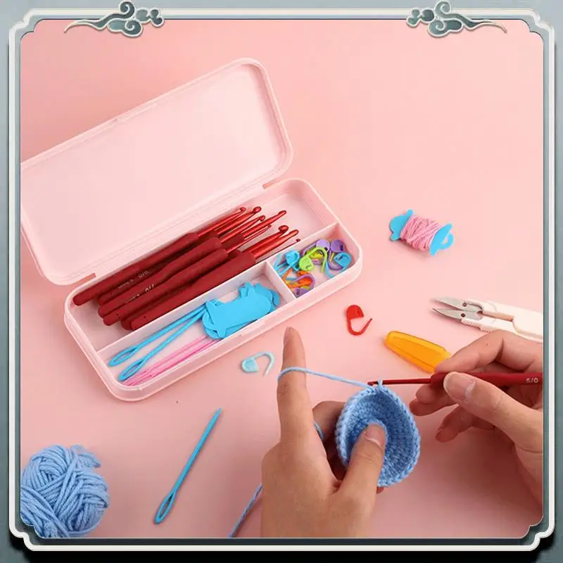 32PCS Crochet Hooks Set, Ergonomic Crochet Hooks With Case For Arthritic Hands, Extra Long Crochet Needles, Crochet Durable B