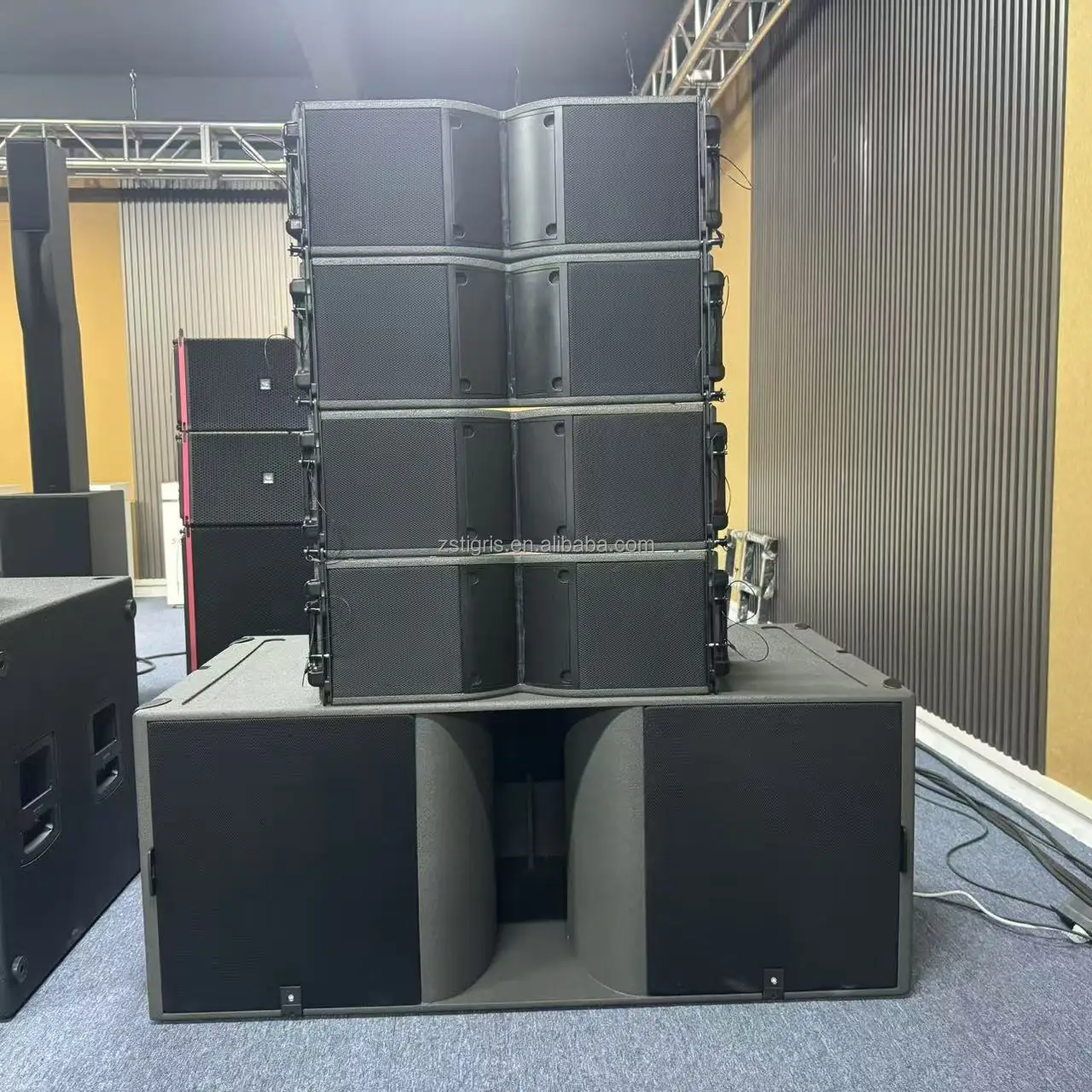 Line Array-luidspreker Dubbele 10 inch 2-weg actieve / passieve Line Array K10 Pro Sound Professionele audioapparatuur Aangedreven luidsprekers