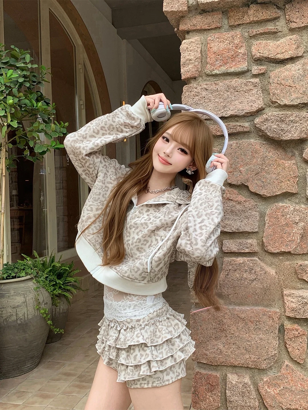 GirlyFancyClub Sweet Cool Custom-Dyed Star Leopard Print Long Sleeve Hoodie Short Dress Set Women's Fashion Casual Wear