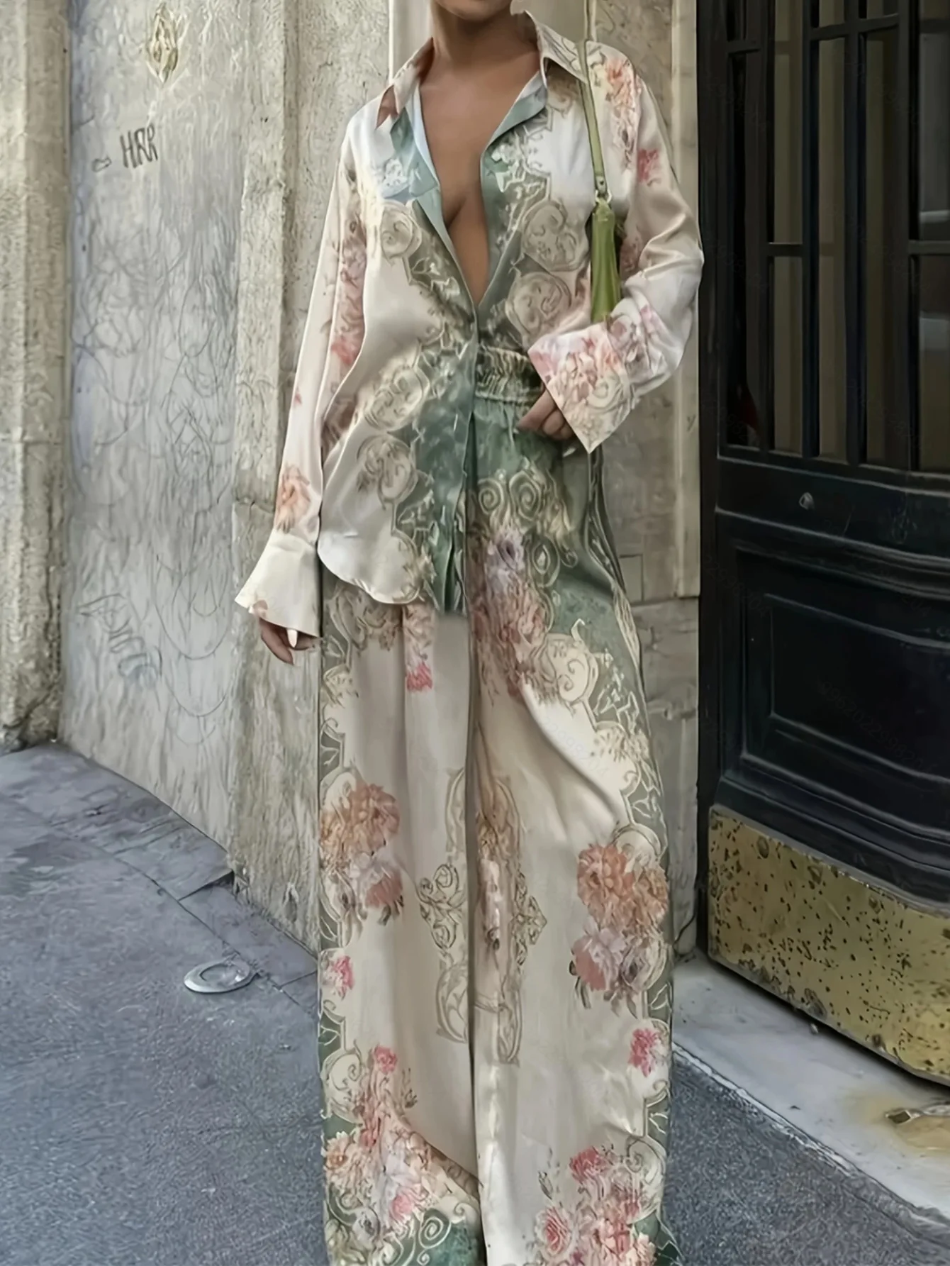 

Autumn Winter Retro Satin Trousers Suit Casual Fashion Printed Autumn Winter Long-sleeved Lapel Top And Trousers Two-piece Set