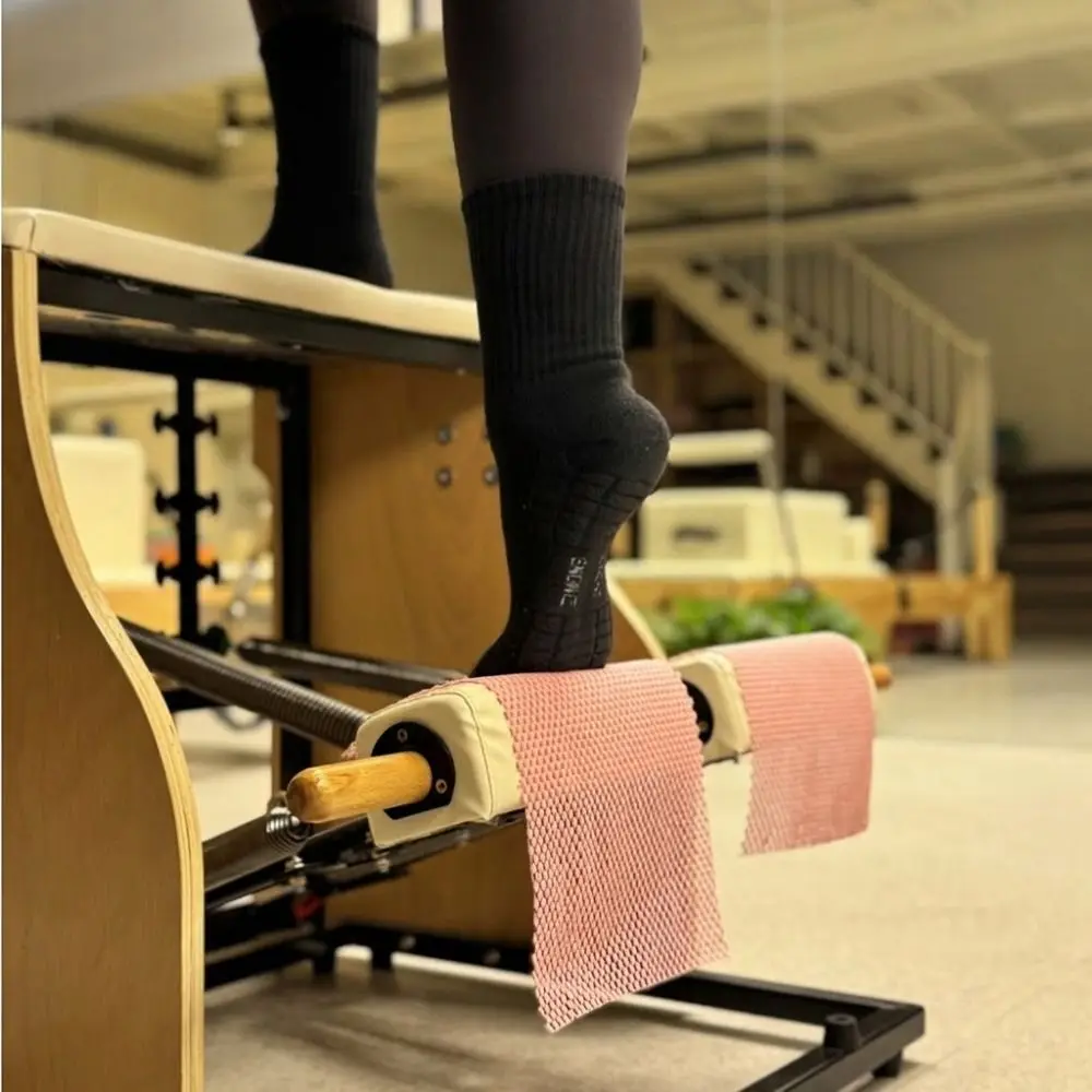 Umweltfreundliche Schweißabsorbierende Pilates-Griffmatten Atmungsaktive Leichte Griffräder Rutschfeste Klimmzugstangen-Matte Fitnessgeräte – Detail 5