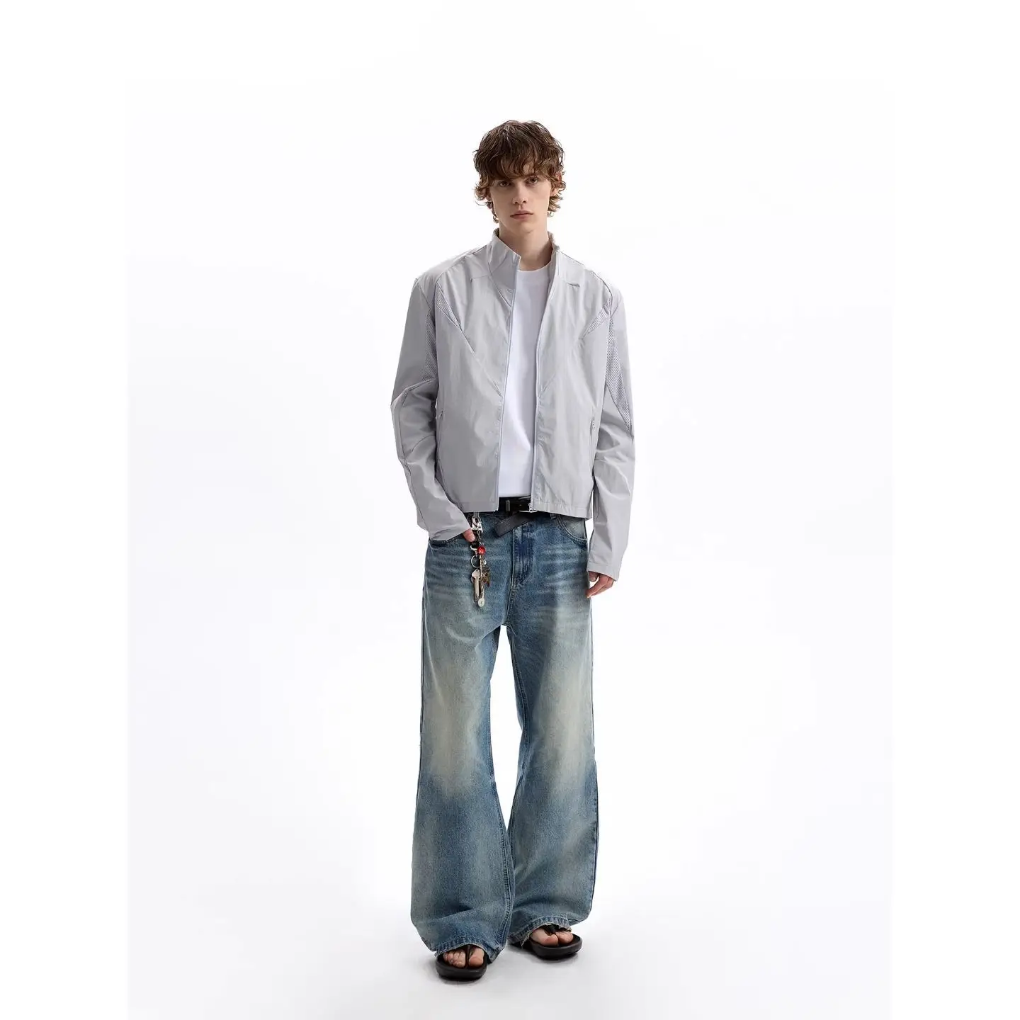 Jeep Mesh Stand-Up …