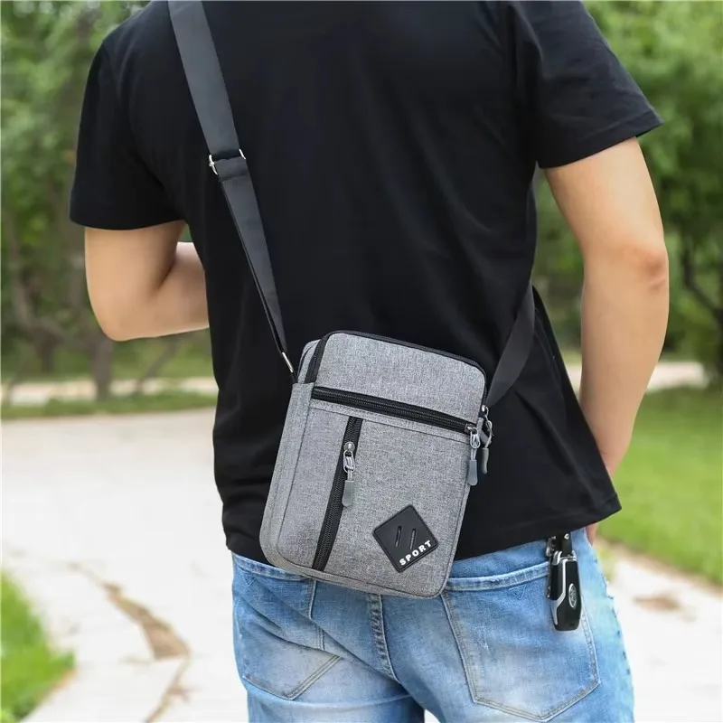Herren-Umhängetasche, leichte, lässige Sling-Tasche mit mehreren Reißverschlusstaschen für Reisen, Arbeit und den täglichen Gebrauch – Detail 4