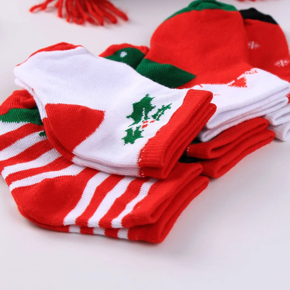

Cotton Kids Socks Christmas Cartoon Pattern Stretchable Warm Children Holiday Gift Socks For 7-13 Years Mixed Colors