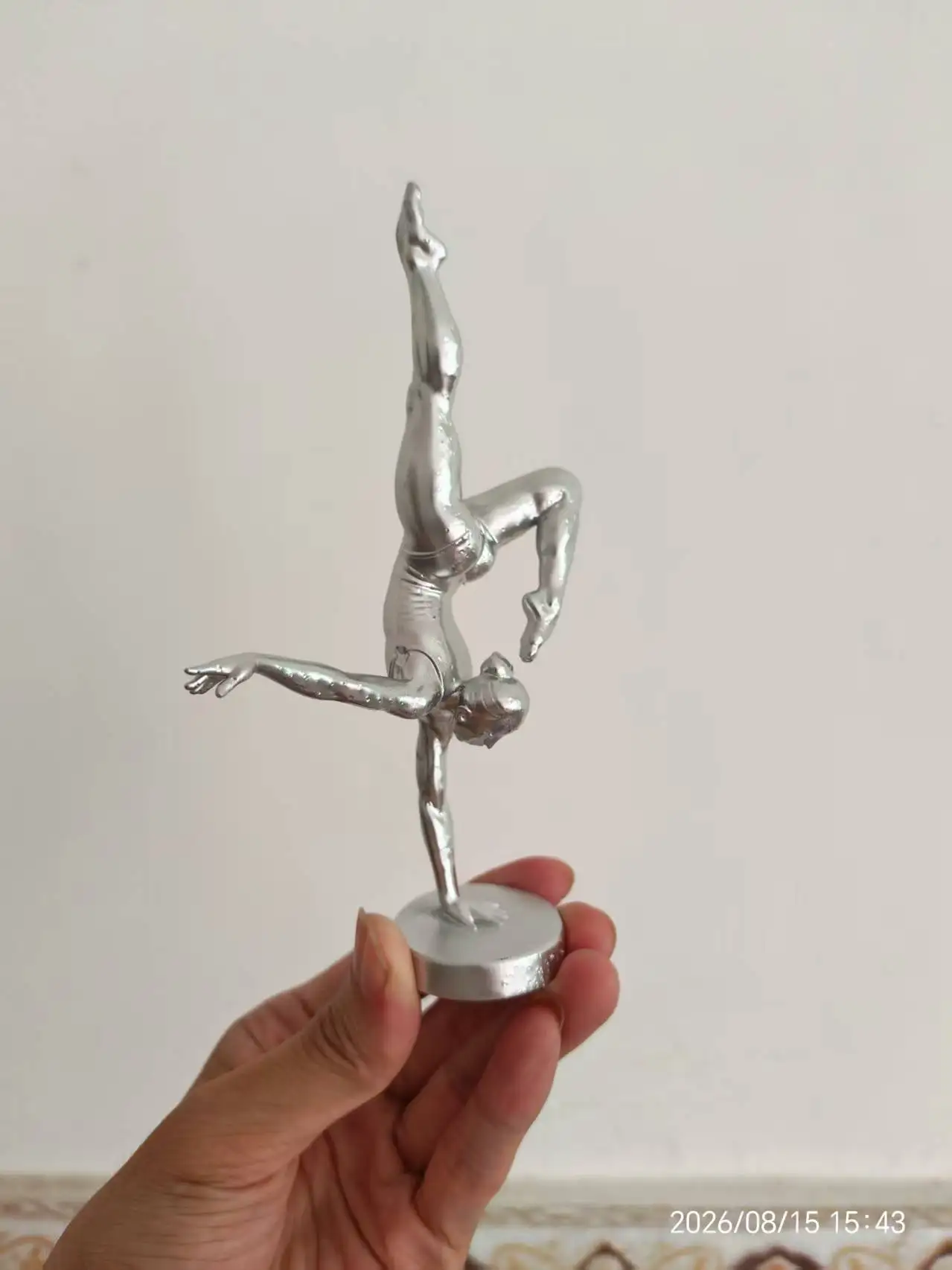 3D Printed Single-Handed Balancing Ballet Dancer Figurine, Modern Artistic Gymnastics Girl Desktop Decorative Sculpture