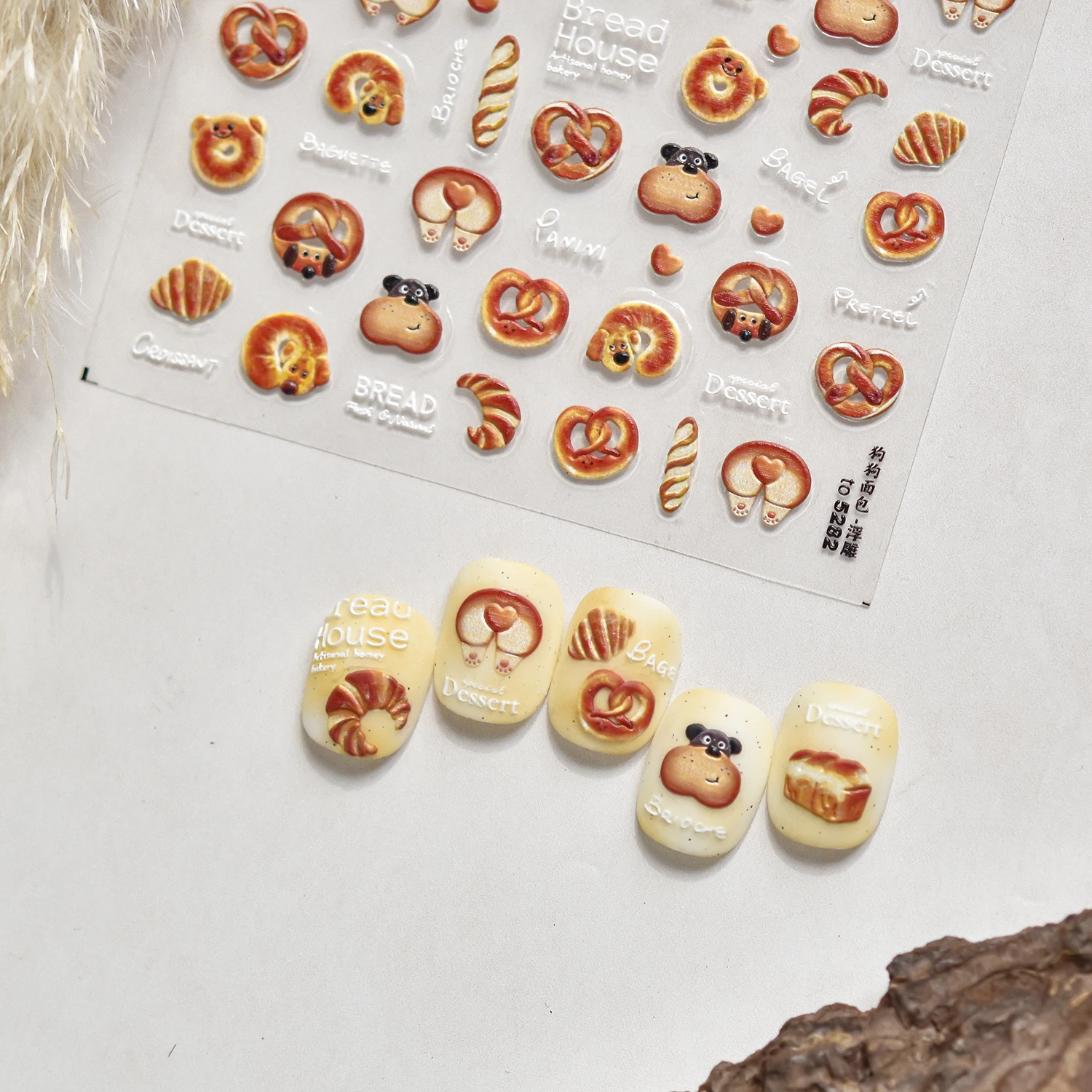 

1PCS 5D Kawaii Pet Style Cute Puppy Nail Stickers Adorable Paw Print Nail Supplies Easy to Use Portable and Versatile Stickers