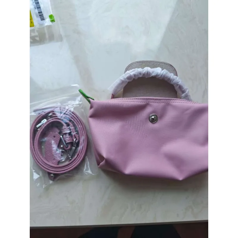 

Haute qualité femmes Mini Dragon woman sac nylon imperméable à l'eau Sling Bag mode printemps automne dumpling bag Y2k