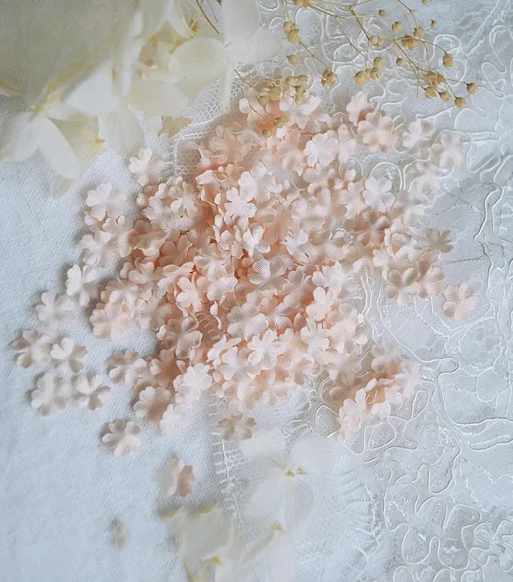 

100-200PCS Diameter 0.9CM Mini Flowers! Doll Wedding Handmade Materials Bridal Headdress Accessories Petals Embellish Flowers