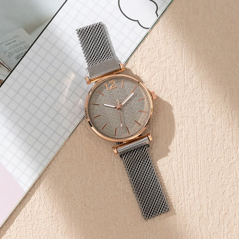 Moda Digital Scale Quartz Watch, Relógio feminino, Correia magnética de estudante