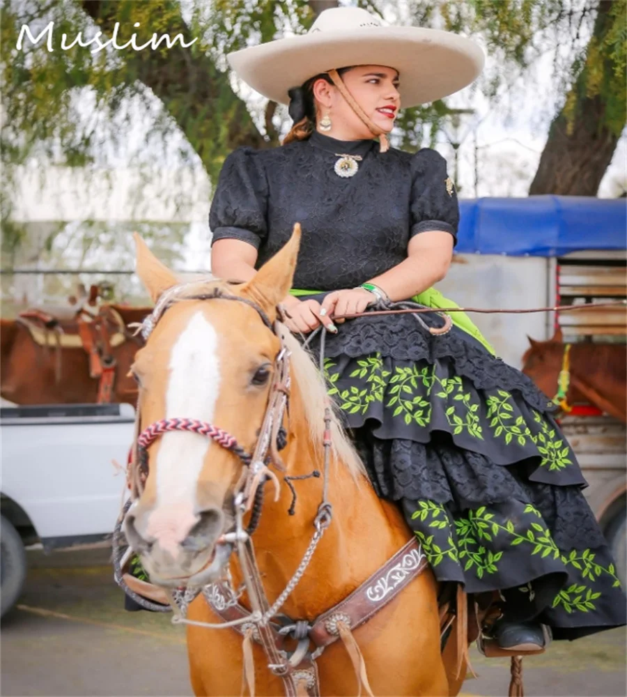 Folklorico Mexican Black Prom Dress Vestido de XV Años Bordado Short Sleeve Green Embroidery Lace Mariachi Birthday 15Customized