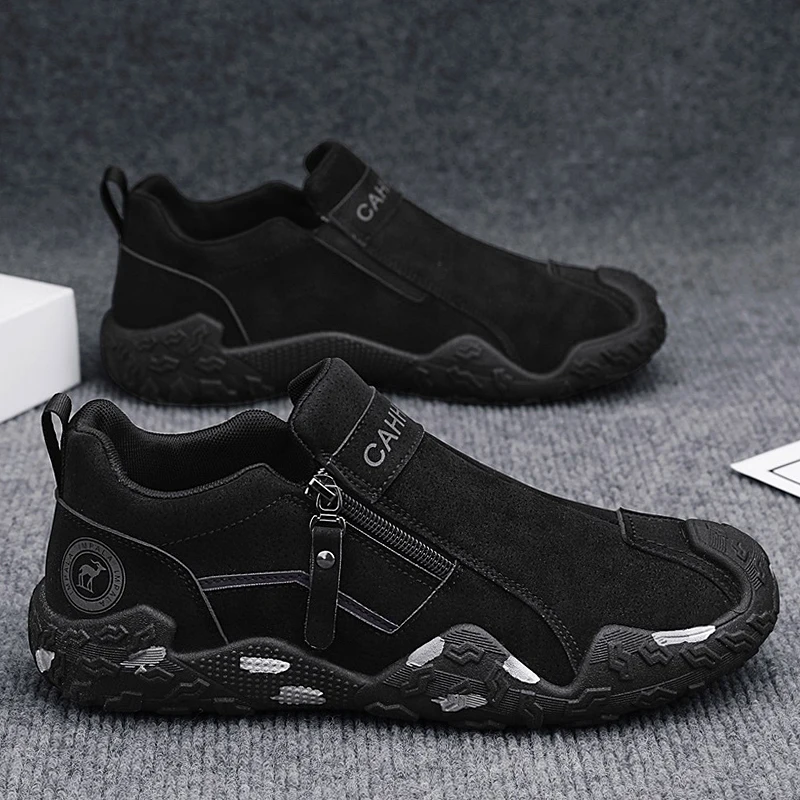 

Модная кожаная мужская повседневная обувь. Удобные мужские кроссовки. Дизайнерские полусапожки. Уличные легкие нескользящие прогулочные туфли на плоской подошве.