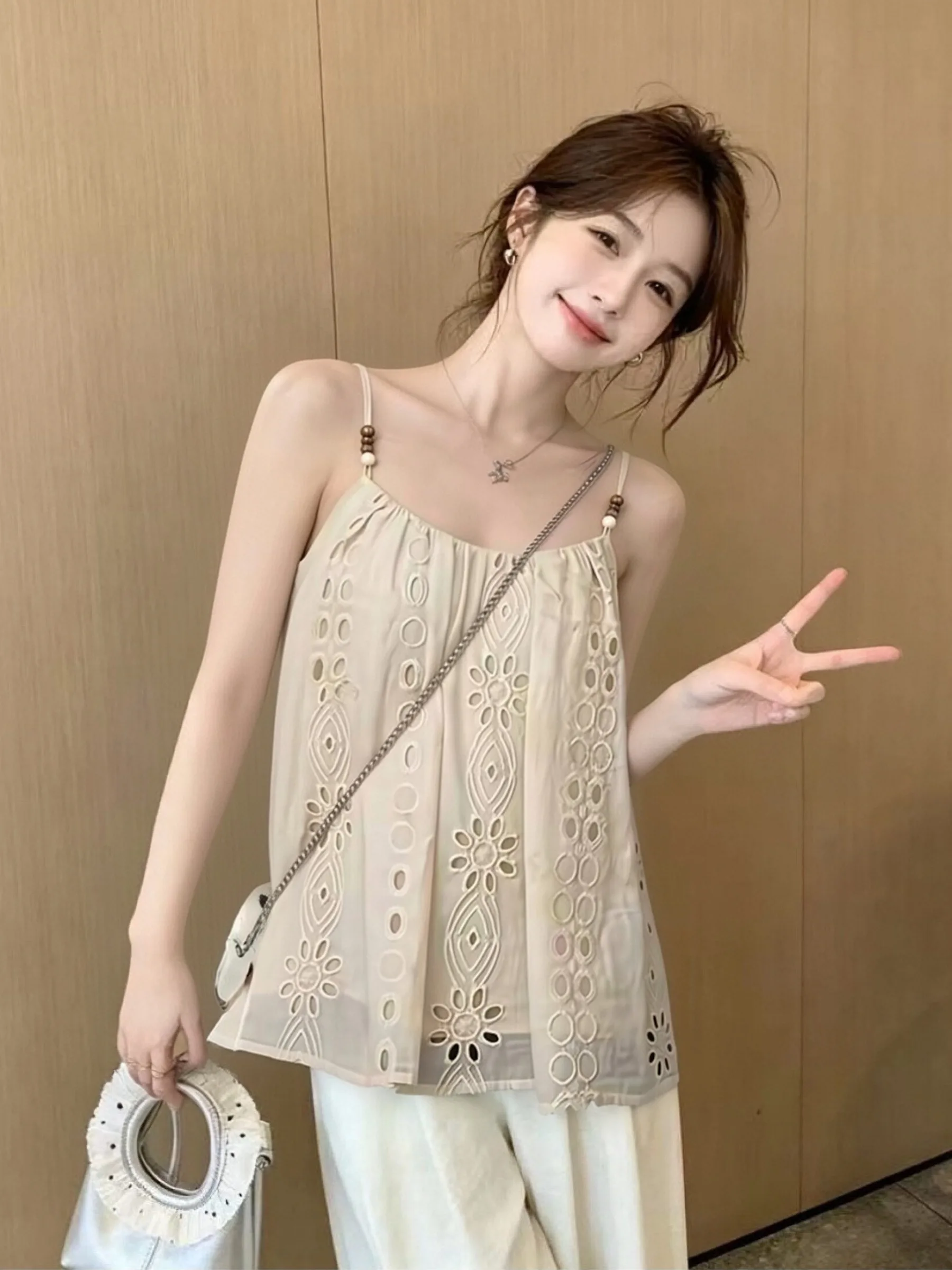 Vacation Style Hollow out Embroidery Beaded Strap Vest Women's Summer New Design Sensation Outerwear Sleeveless  Top