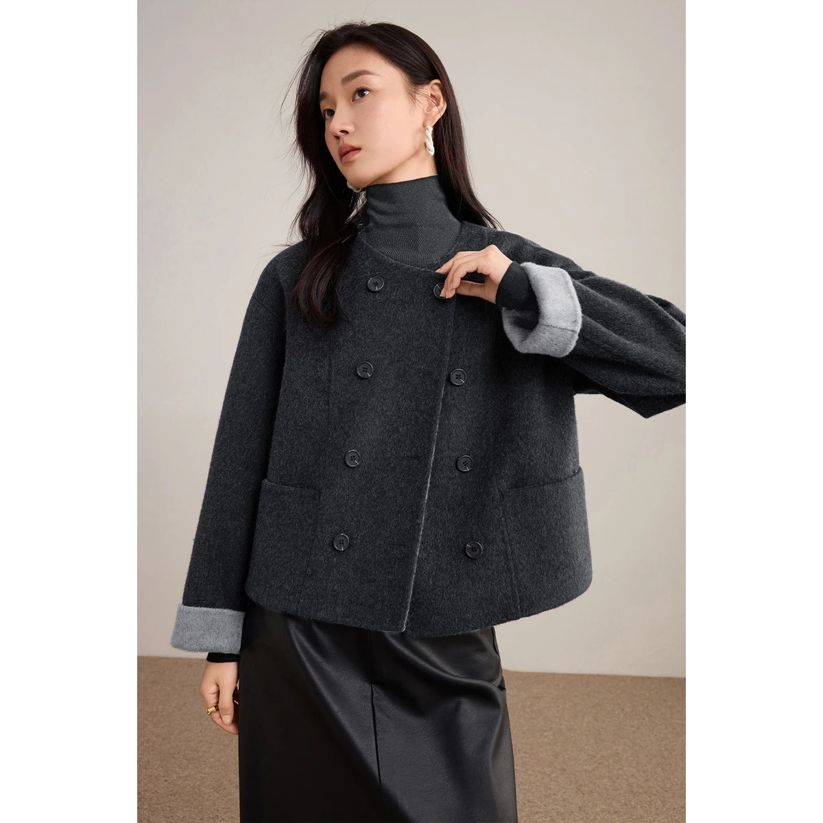 SENTUBILA Women's 100% Wool Double Faced Coat Winter 2026 Luxury Oversized Warm Jacket Contrast Color Cuff Female Tops W54OG2436