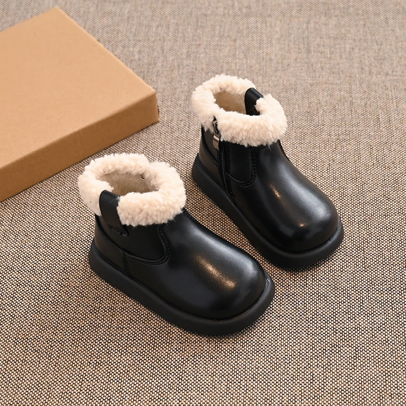 

2025 Children Short Boots for Girls Winter New Fashion Korean Style Soft Anti-slippery Versatile Chic Cotton Ankle Leather Shoes