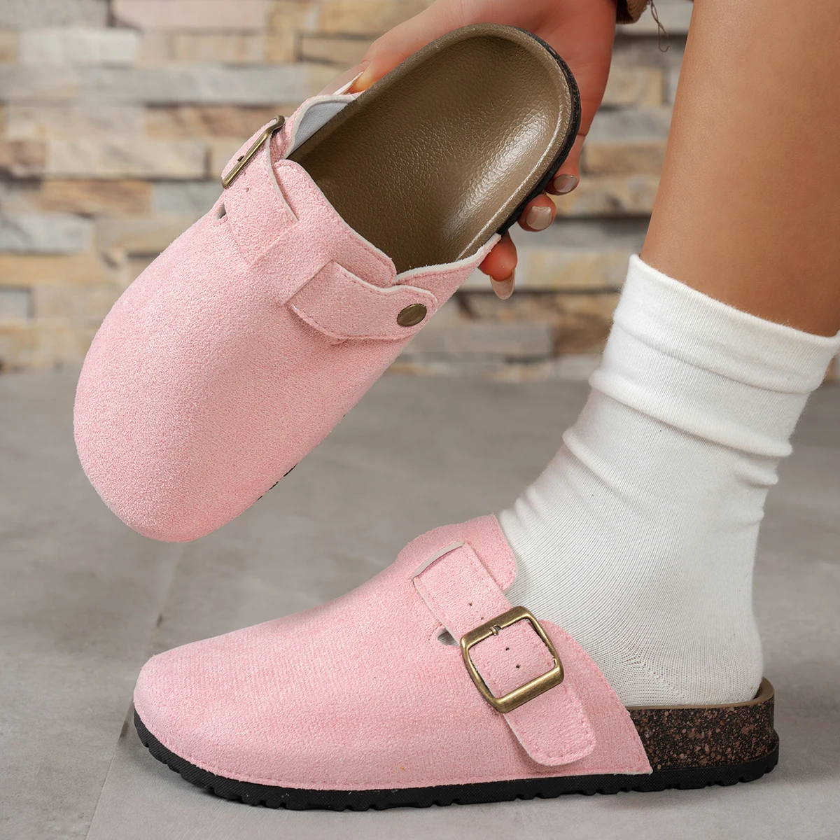 Large Size Fashionable Thick Bottom Slippers Retro Belt Buckle Easy Wear Outdoor Slippers round Toe Rubber Sole for Adults image 3