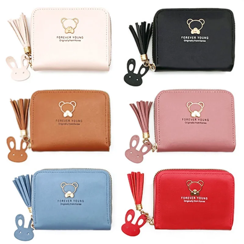 Dompet Mini Beruang Lucu – Dompet Koin Pendek Wanita dengan Slot Kartu – Kopling Pengait Fashion untuk Penggunaan Sehari-hari
