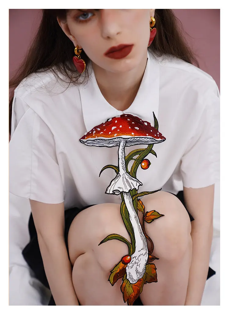 Original Heavy Industry Embroidery Retro Mushroom Berry Tie Women's Free Tie Bow Tie Niche Shirt Accessories