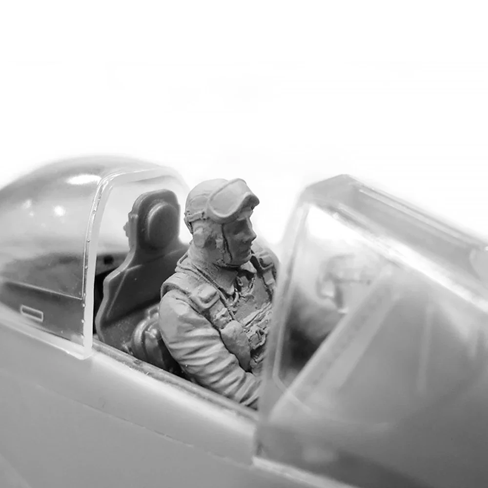 1/32 Forward Facing Pilot, Resin Model figure soldier, Military themes, Unassembled and unpainted kit