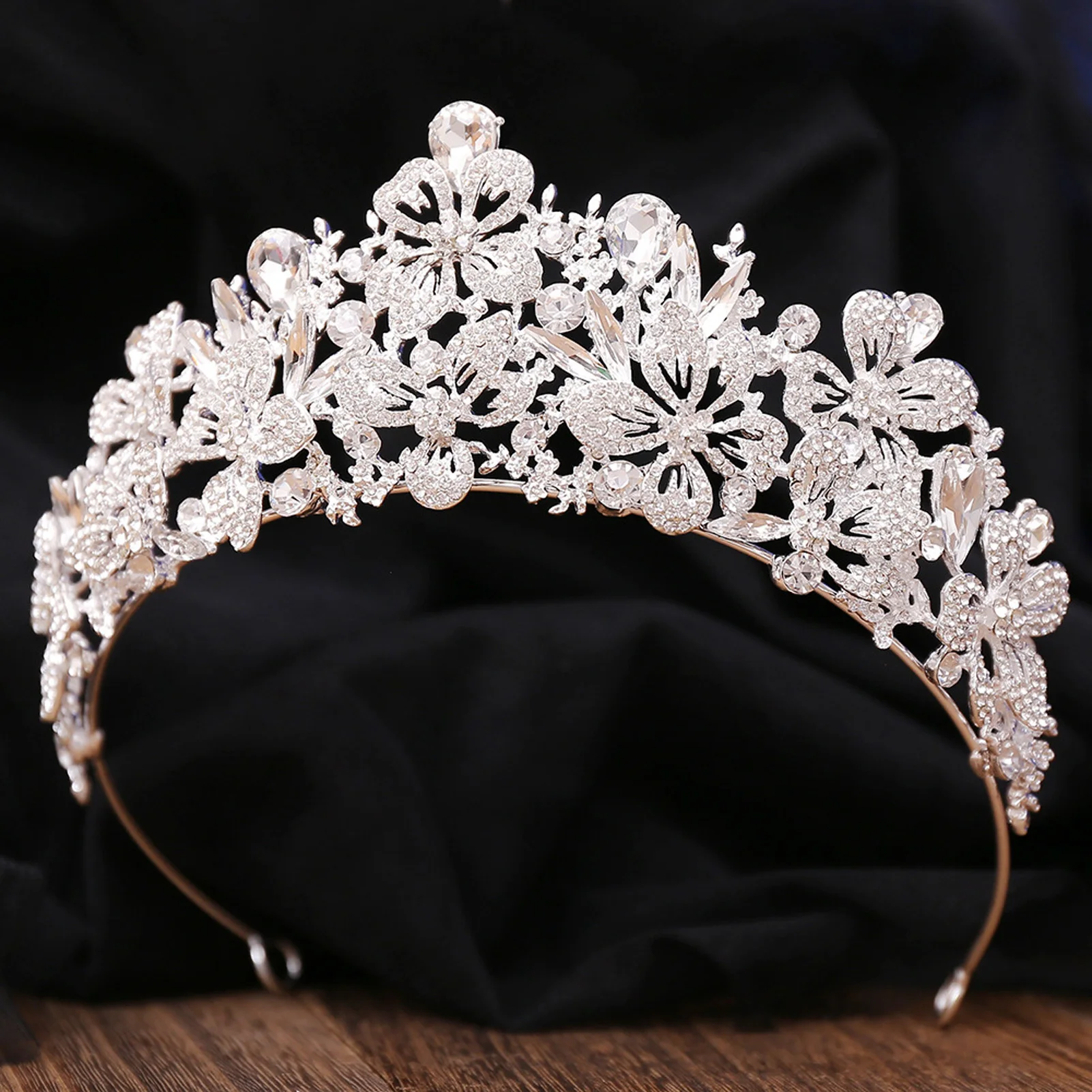 

Baroque Headwear with Sparkly Rhinestone Anti-slip Women Vintage Crown Tiaras for Hair DIY Accessory Hair Styling
