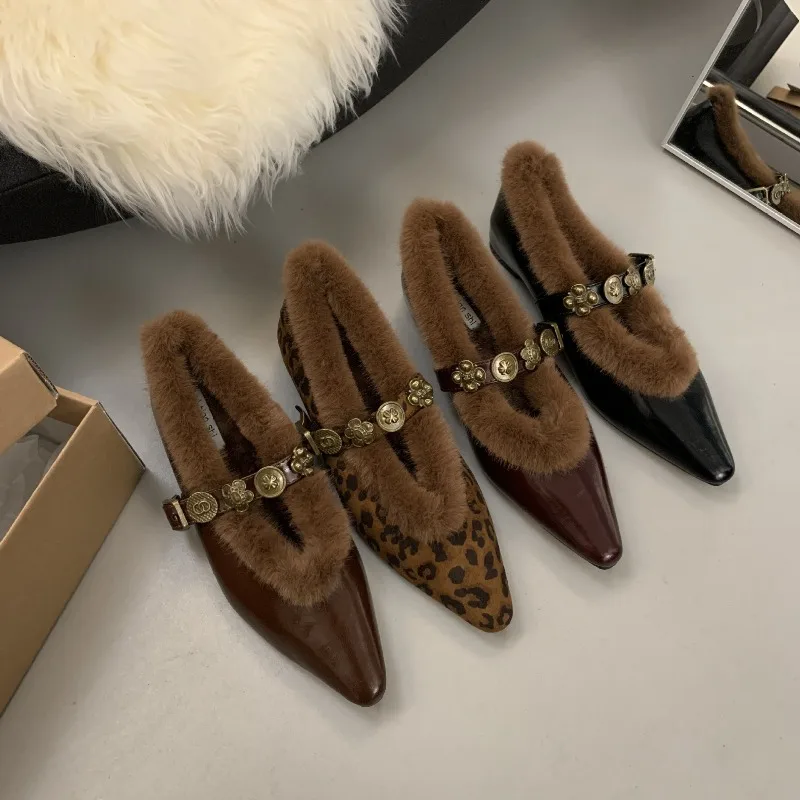 Pelz Spitz Frauen Sexy Elegante Ankle Wohnungen Warme Winter Schuhe Mode Weibliche Schuhe Warme Mary Jane Schuhe Plüsch Baumwolle Stiefel