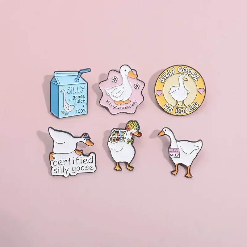 Cute Funny Goose Enamel Pins Cartoon Animal Flower Brooches Jacket Clothing Backpack Badge Accessories Jewelry Gift Wholesale