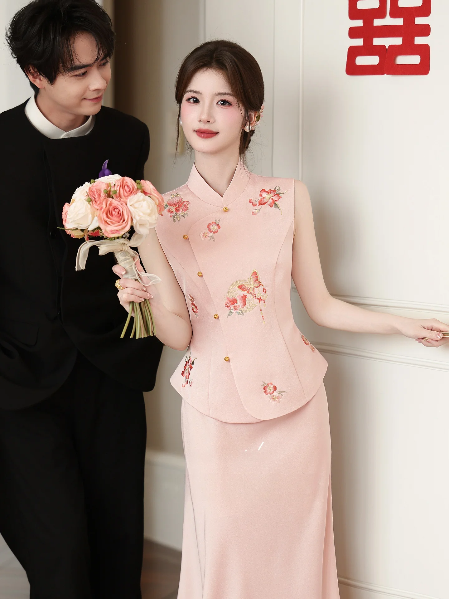 

Розовое вышитое свадебное платье в новом китайском стиле для помолвки и свадьбы, дышащий полиэстер