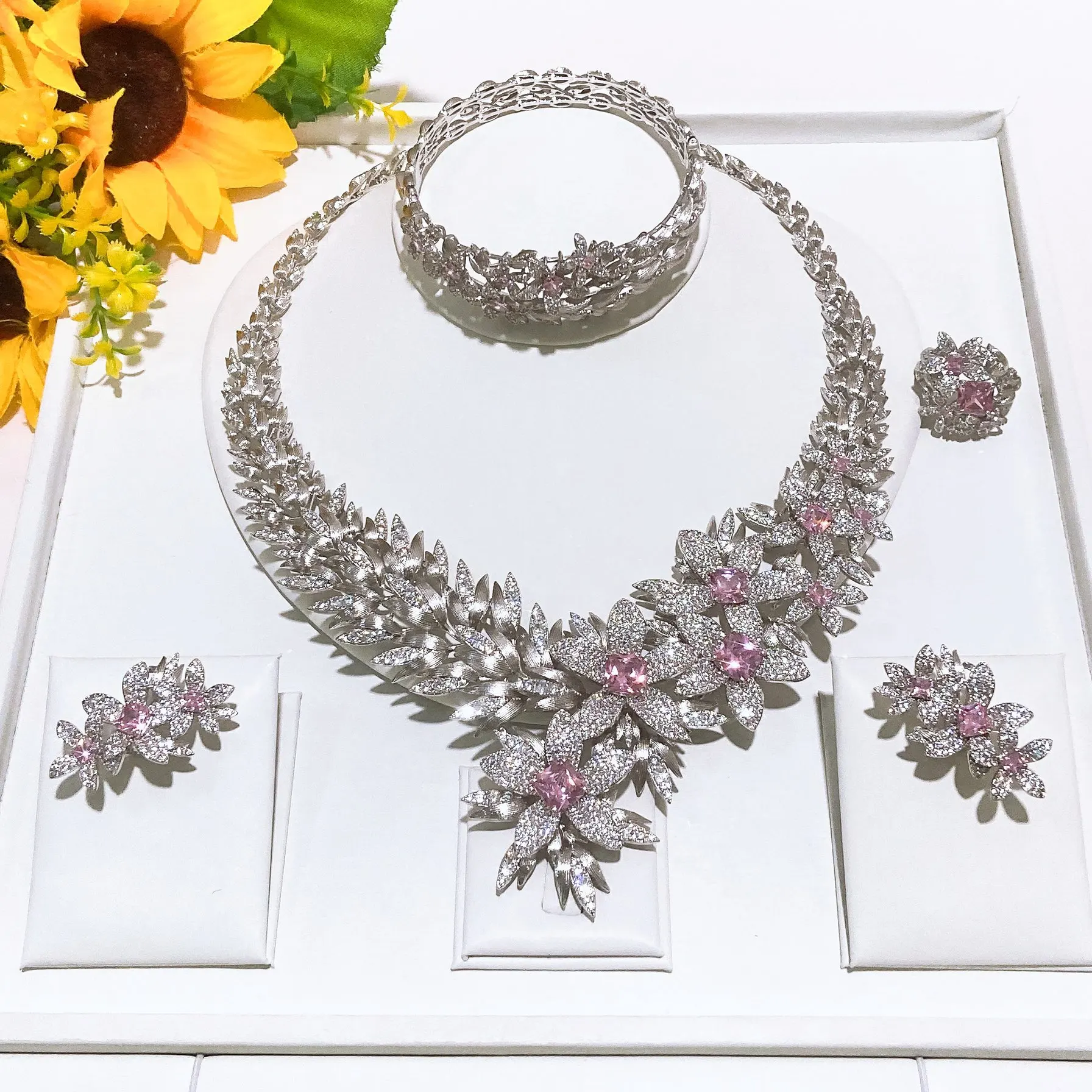 The Latest Silver Flower American Pink Zirconia Jewelry Set Hotsale Textured Necklace Bracelet Earrings Ring Set For Wedding