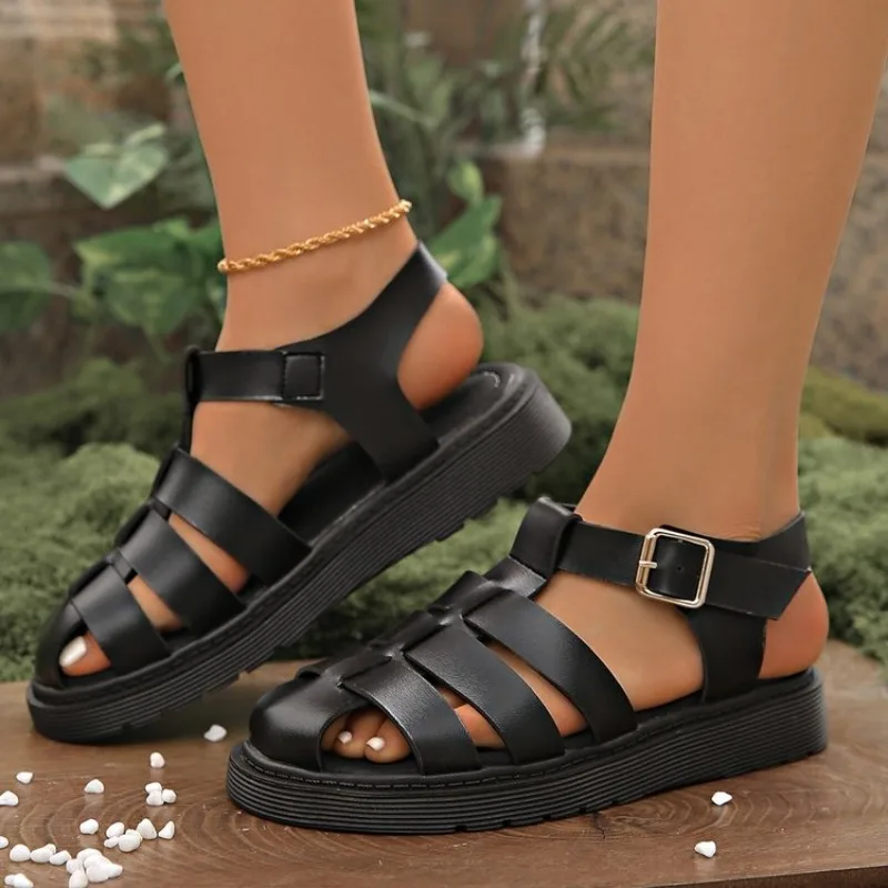 

2026 Summer New Rome Closed Toe Women's Sandals Outdoor Casual Platform with Buckle Strap Daily Plus Size Hollow Sandals