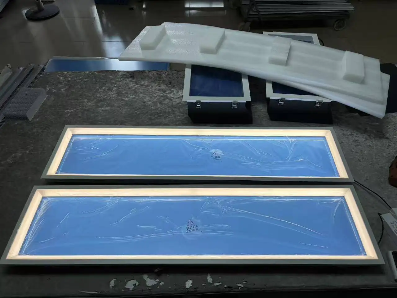 60x30x4cm Square Blue Sky LED Panel Light 50W Tuya WiFi Smart Control CRI95 2700K-6500K