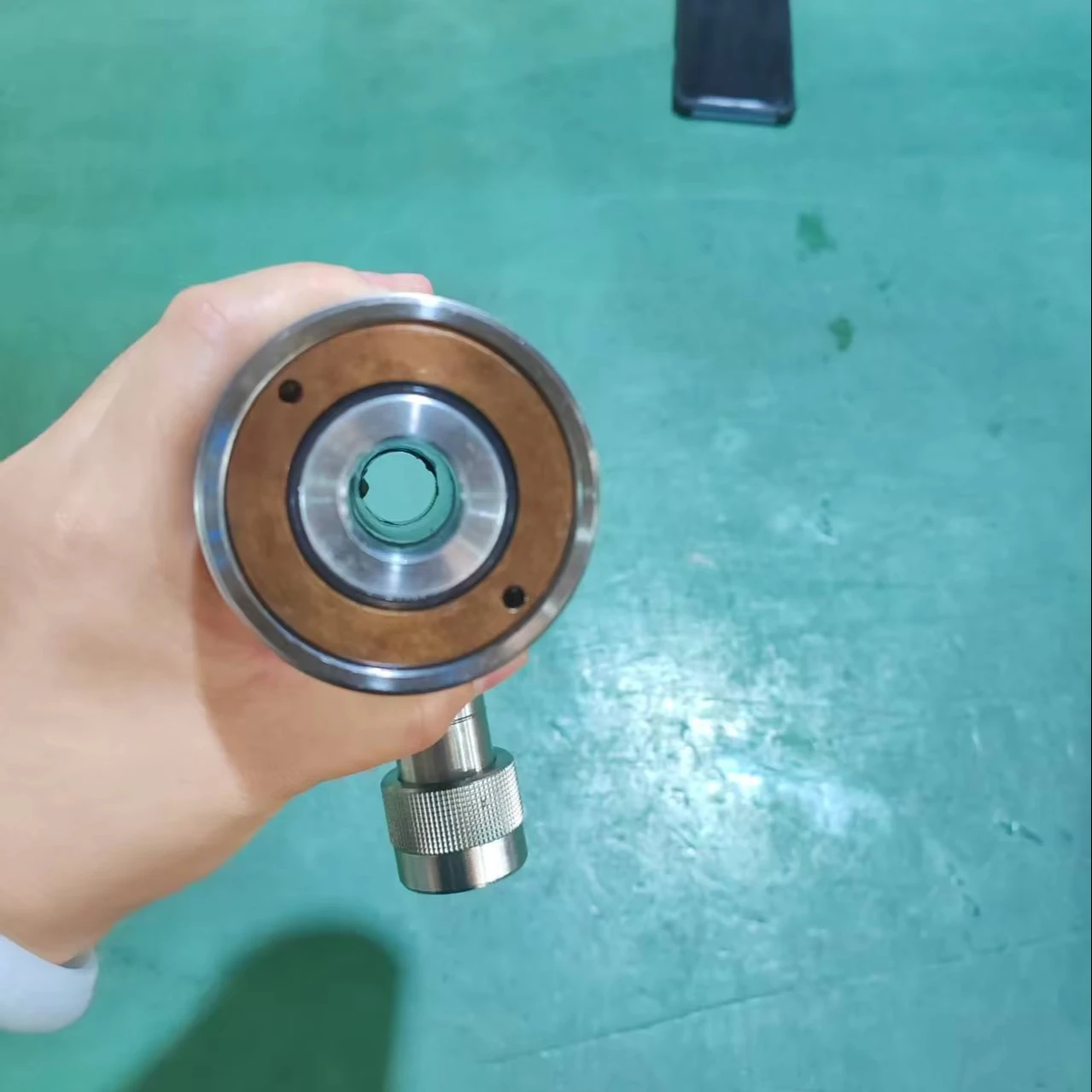 Factory direct sales 10000 psi 700 bar DY-RCH121 12 tons 1.63 inch single acting spring return hollow plunger hydraulic cylinder