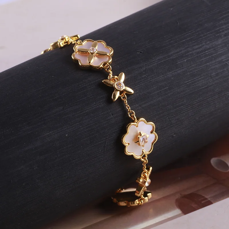 

17.5+4cm Fine Brand Shell Flower Bracelets For Women anniversary gift for girlfriend love bracelet