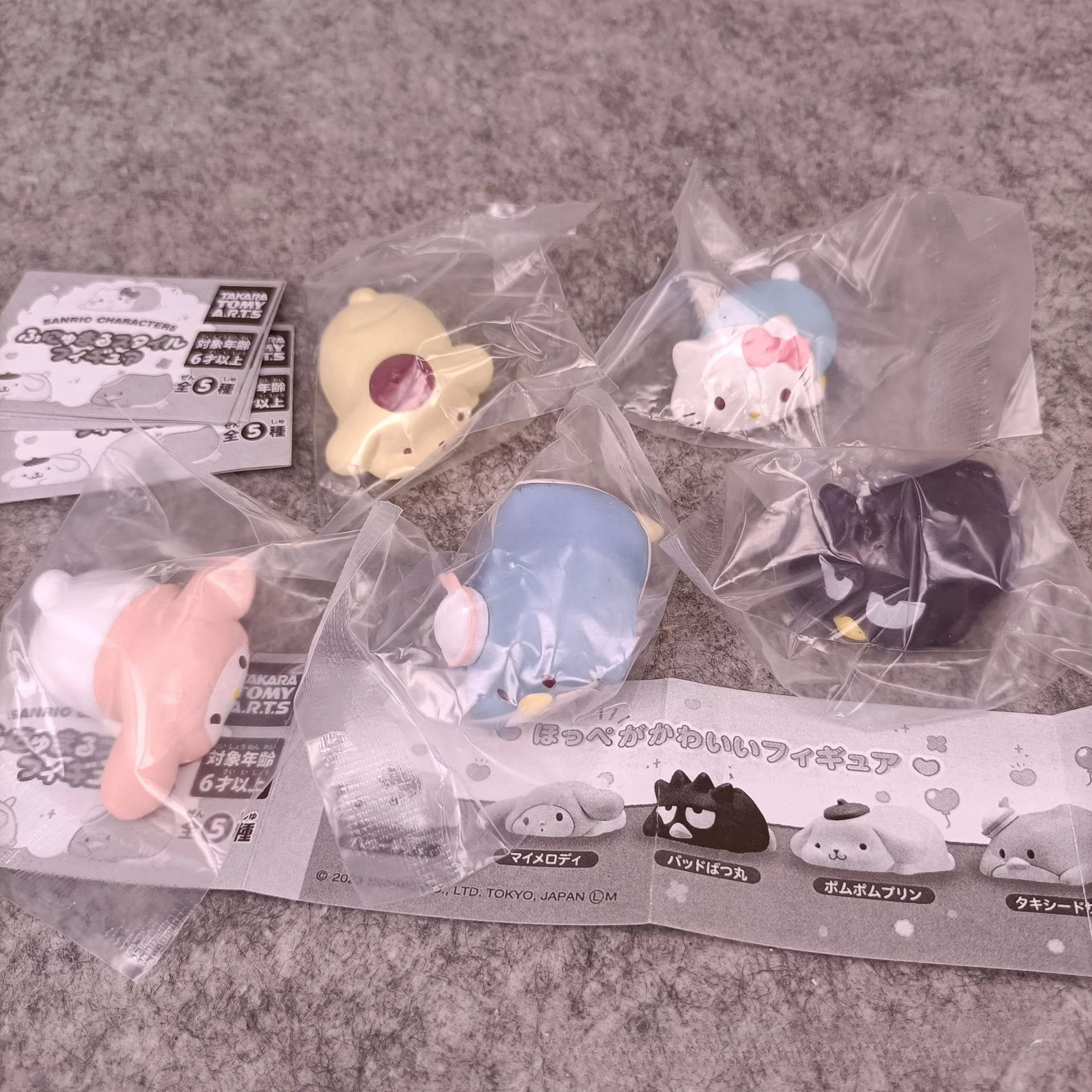 Sanrio deitado postura olá kitty ruim BADTZ-MARU pom purin minha melodia pinguim presentes brinquedo modelo anime figuras coletar ornamentos