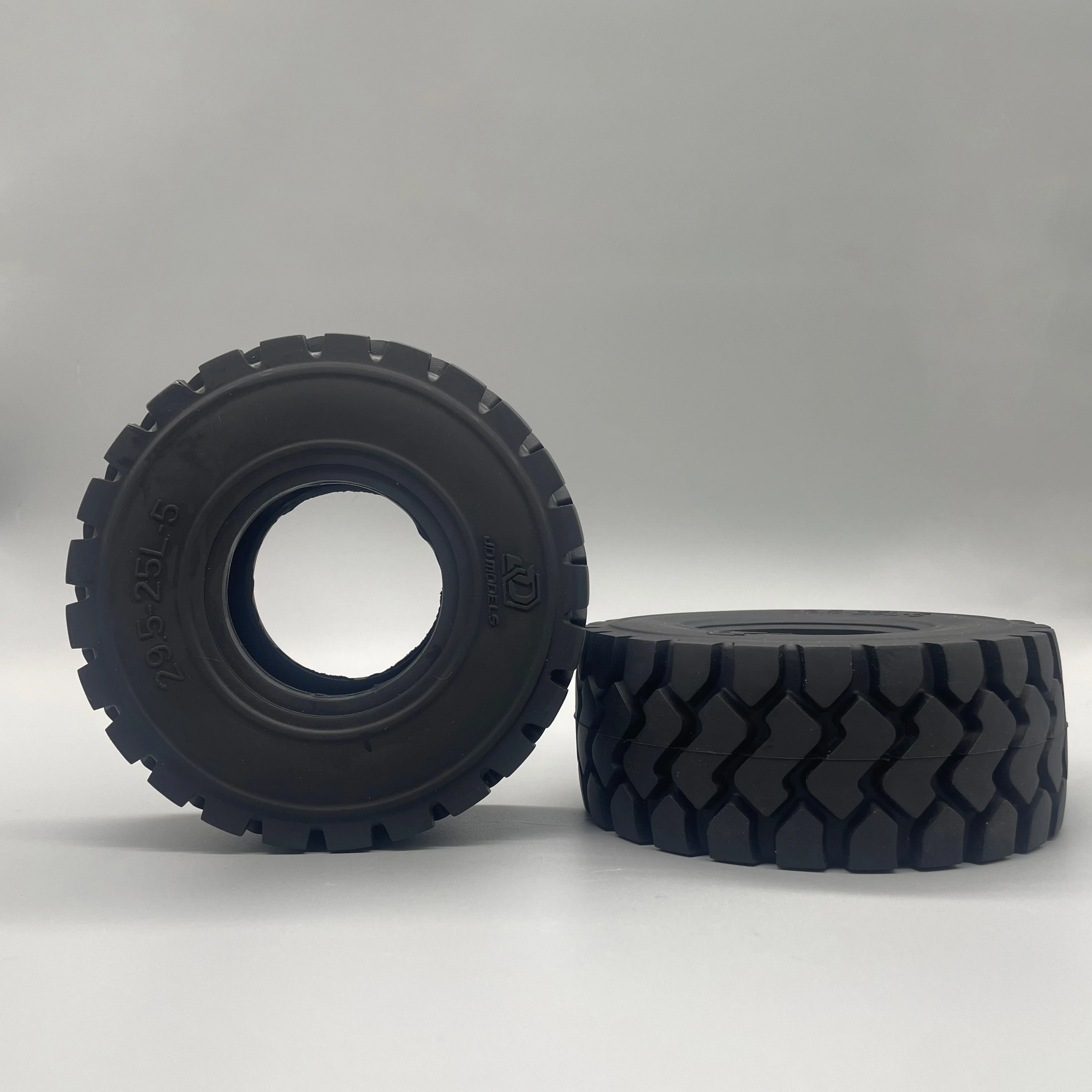 RC محمل الإطارات 137 مللي متر JDM-82 الثقيلة المطاط عجلات رافعة شوكية الإطارات ل 1/14 Rc الهيدروليكية رافعة عجلات شاحنة جرافة نموذج