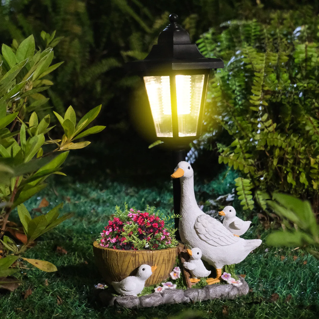 Simulation big white duck handicrafts outdoor courtyard landscaping decoration villa garden creative solar light ornament