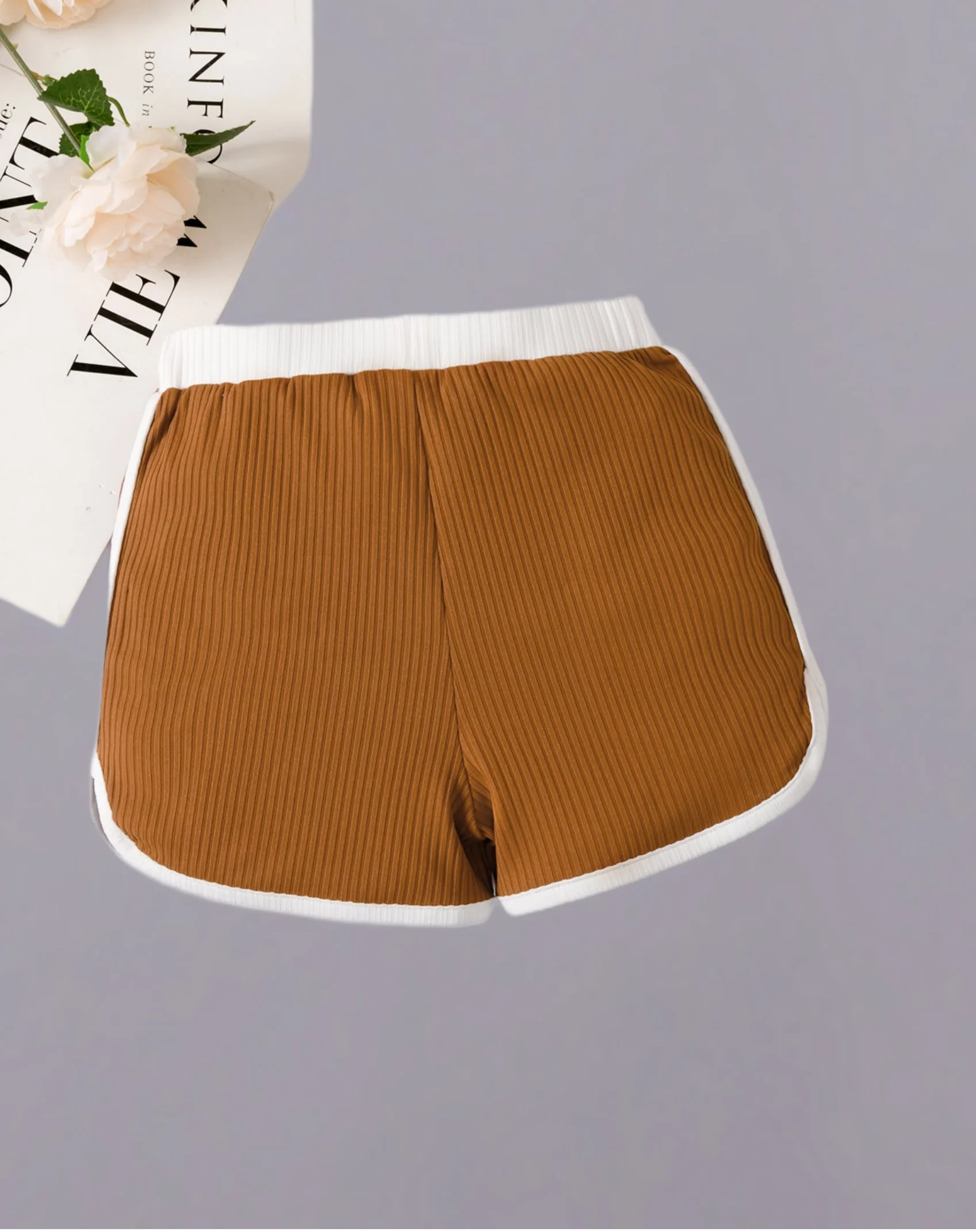 Fashionable and comfortable children's brown ribbed shorts - elastic belt and bow design