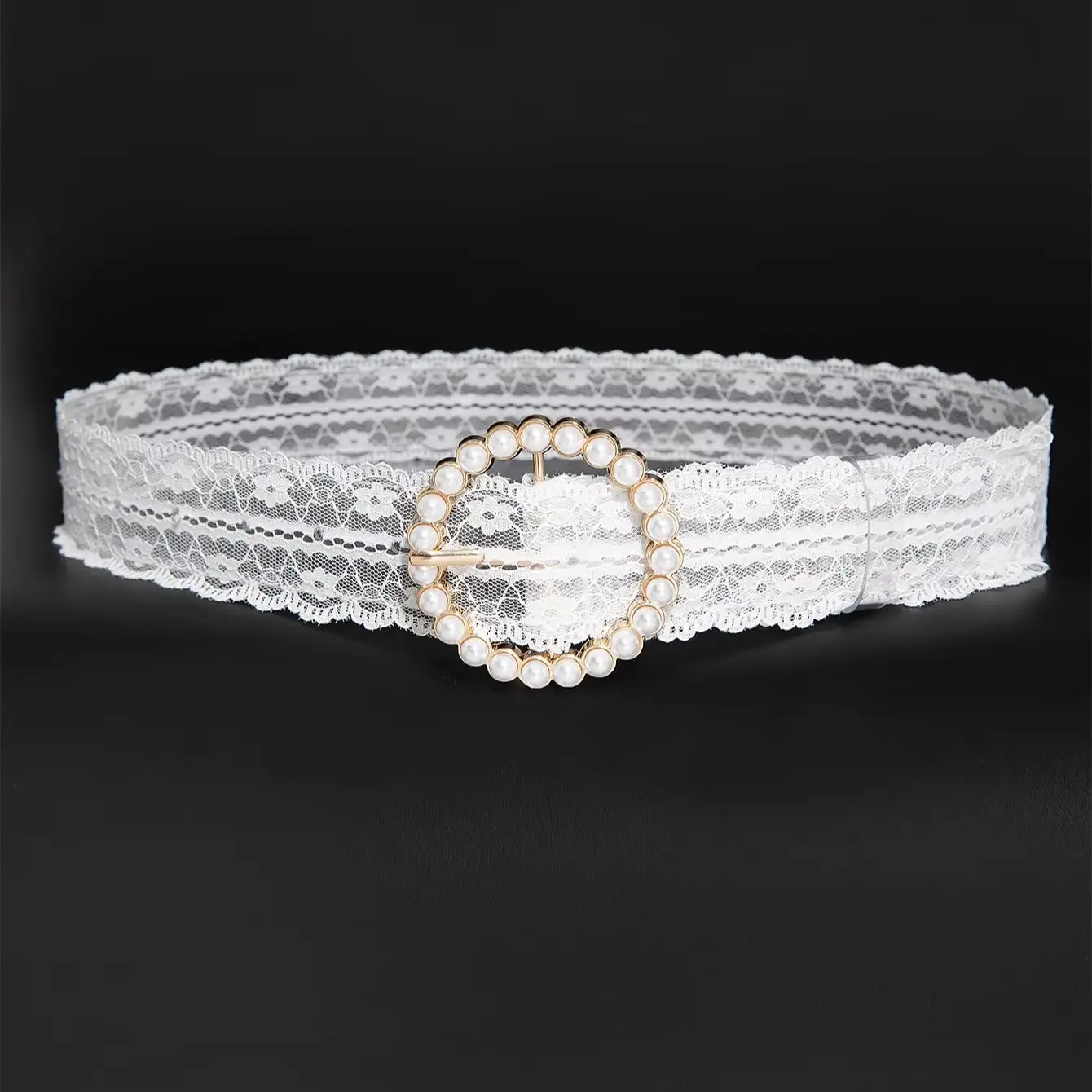 1pc women's French-style white wavy hollow lace belt with a round ring pin buckle, a versatile decorative dress belt