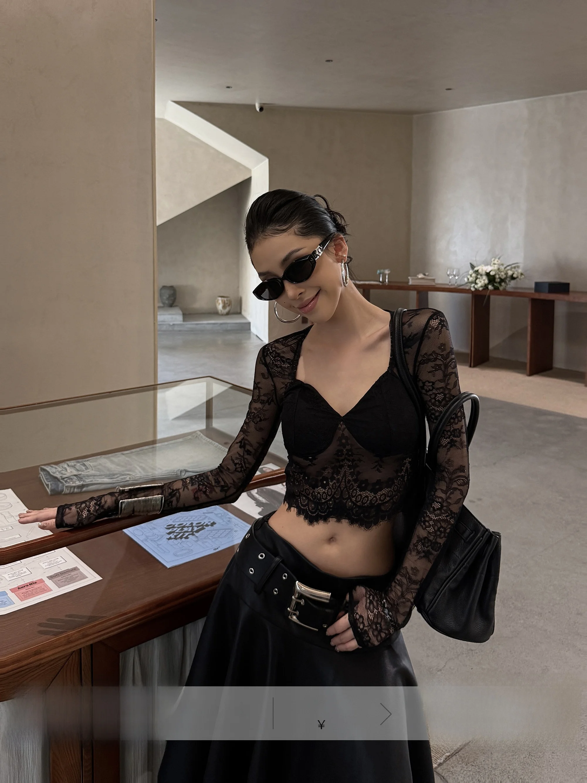 

Wild Zero Sexy Bla V-ne Lace Base irt Women's New High Unique Slimming Top Street Sle Nylon Fabric ort Sve Long