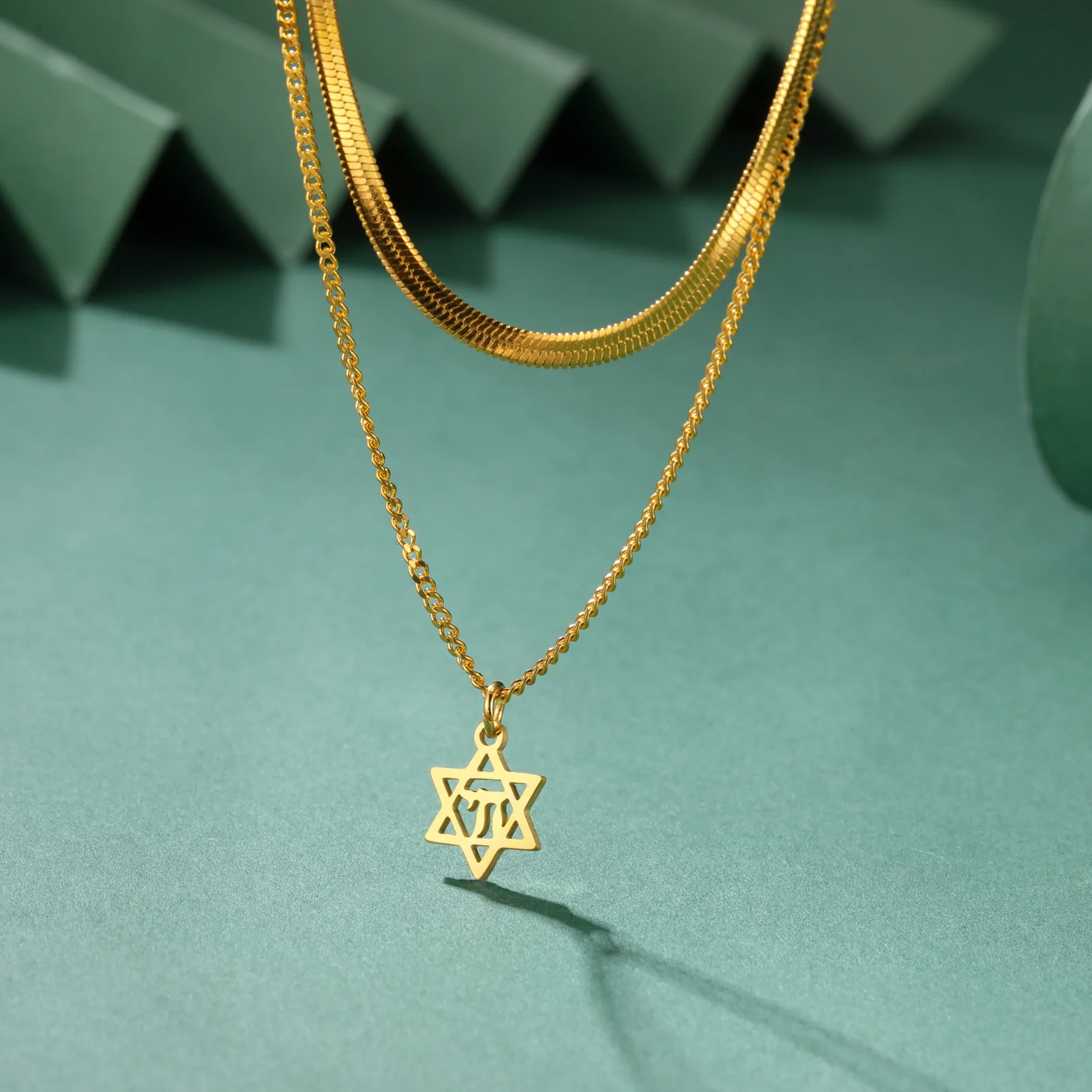 Star of David Necklace with Hebrew Chai Symbol Pendant Necklace Hebrew Faith Jewish Religious Jewelry Gift for Women Men