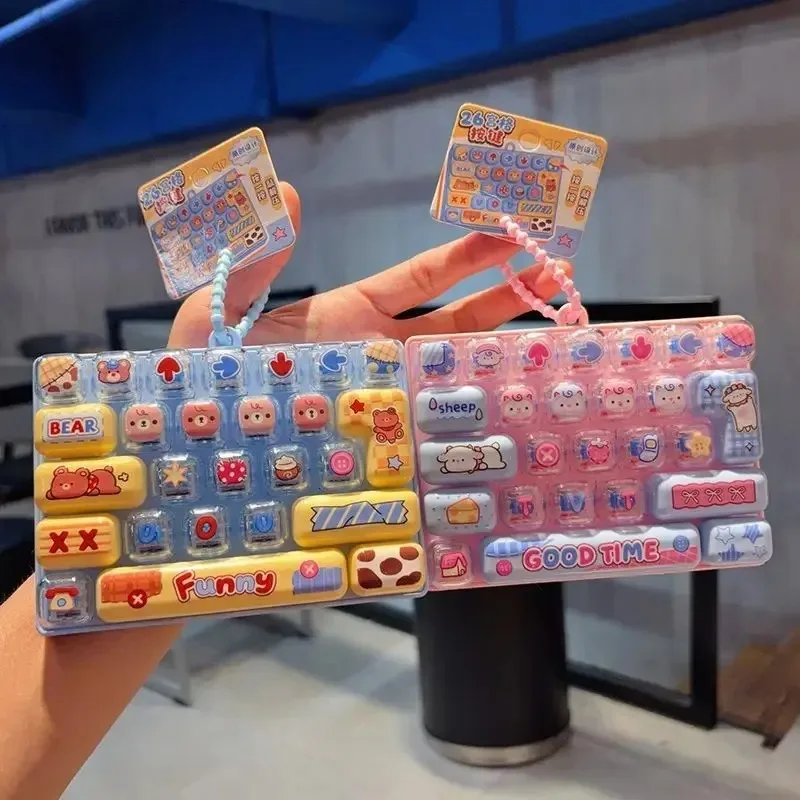 Llavero 26 Teclas Keycaps Anti Estrés | Regalo Original — vista 6
