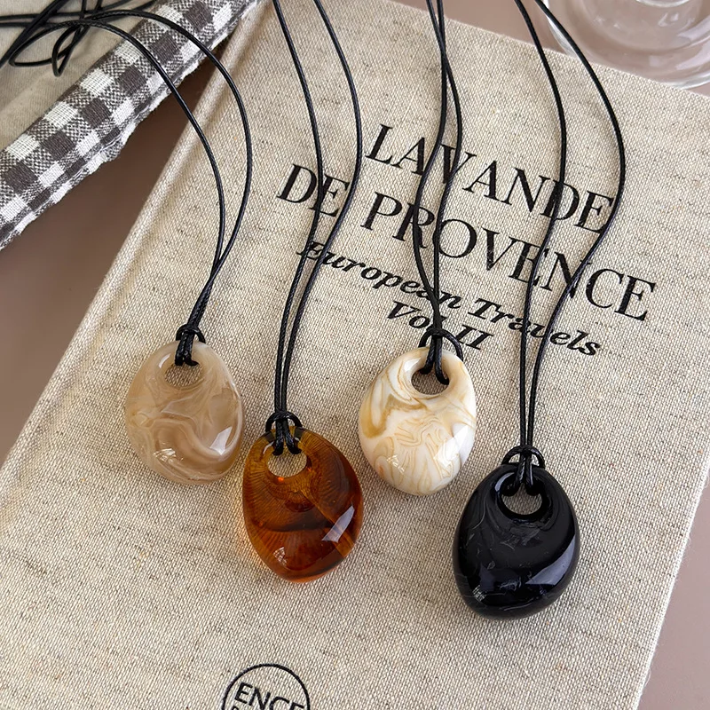 Vintage Irregular Geometric Dyeing Acrylic Pendant Long Necklace Women Ethnic Style Sweater Chain Fashion Jewelry