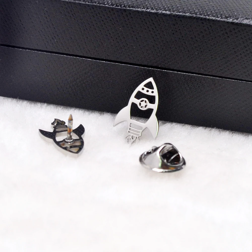Space-Themed Stainless Steel Brooch  Rocket-Shaped Metal Badge  Futuristic Decoration