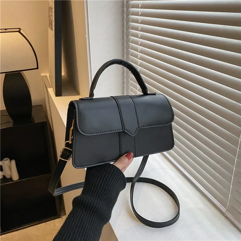 2024 Pure color simple texture handbag this year\'s popular fashion shoulder crossbody bag small square bag tid spring and summer