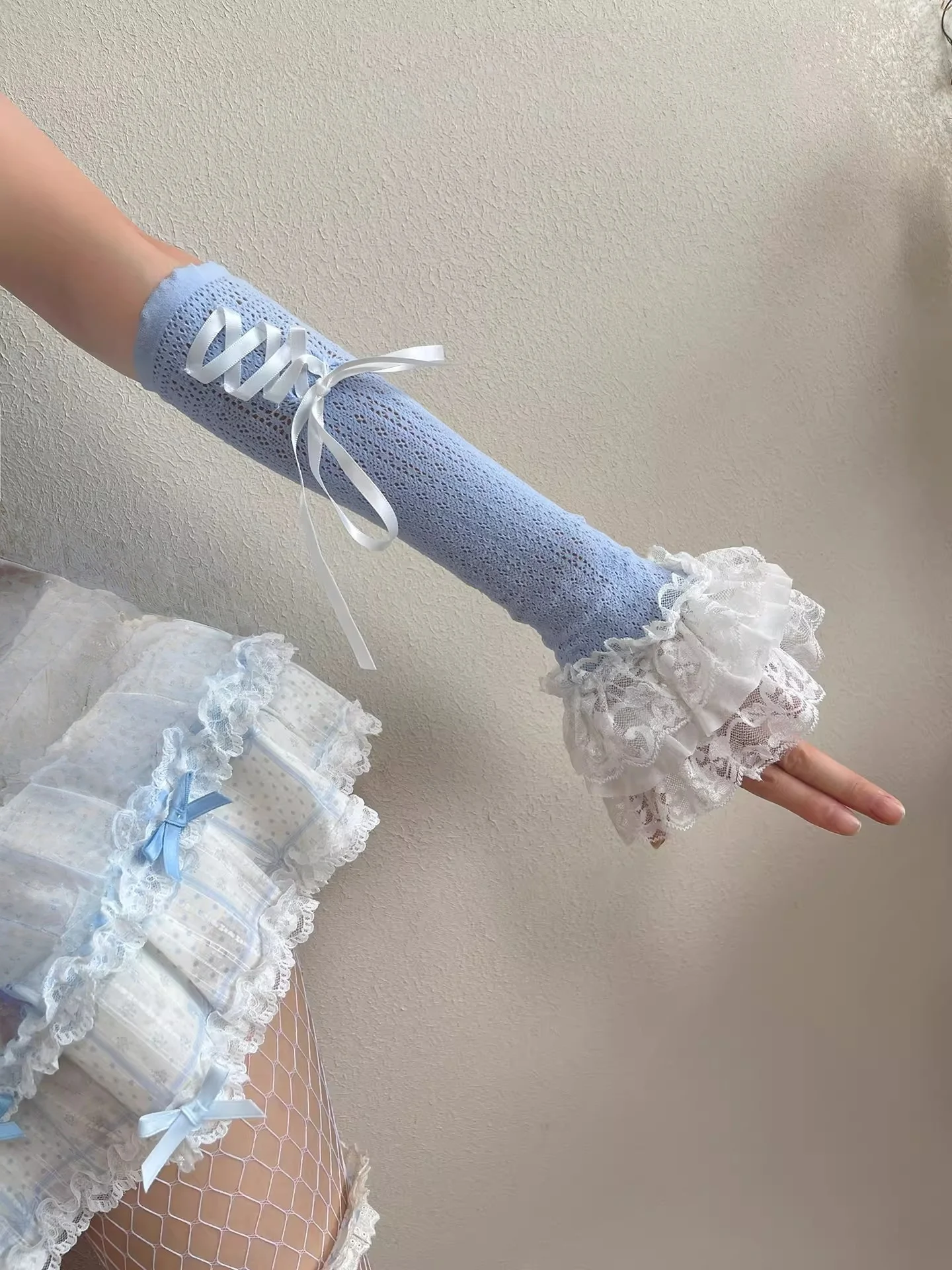 Lolita Schleifen-Spitzen-Handarbeit-Armwärmer Kawaii Fingerlose Netz-Handschuhe Ballett Süße Dienstmädchen Lange Manschette Handgestrickte Ärmel – Detail 1