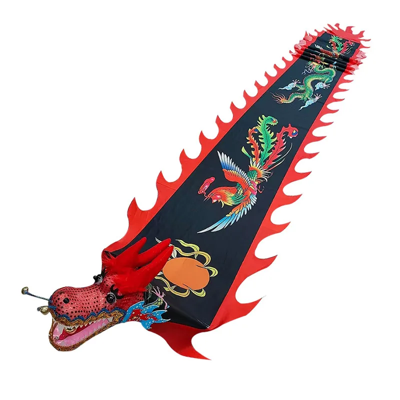 Drache und Phönix Chengxiang Drachentanzband Traditioneller Tanz Mittleres Alter und ältere Menschen Square Fitness