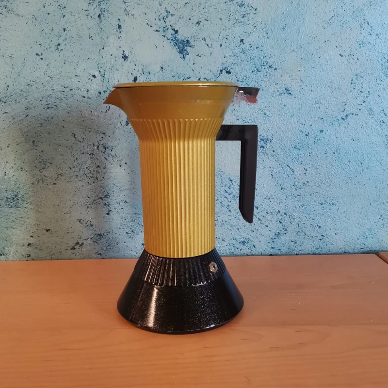 

Produced in the middle of the vintage Moka pot, coffee pot, single valve Moka pot